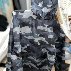 Size S champion windbreaker half zip hoodie